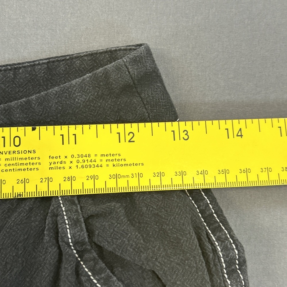 charcoal Shein cargo pants feature contrasting white stitching/ utility pockets - Picture 10 of 13